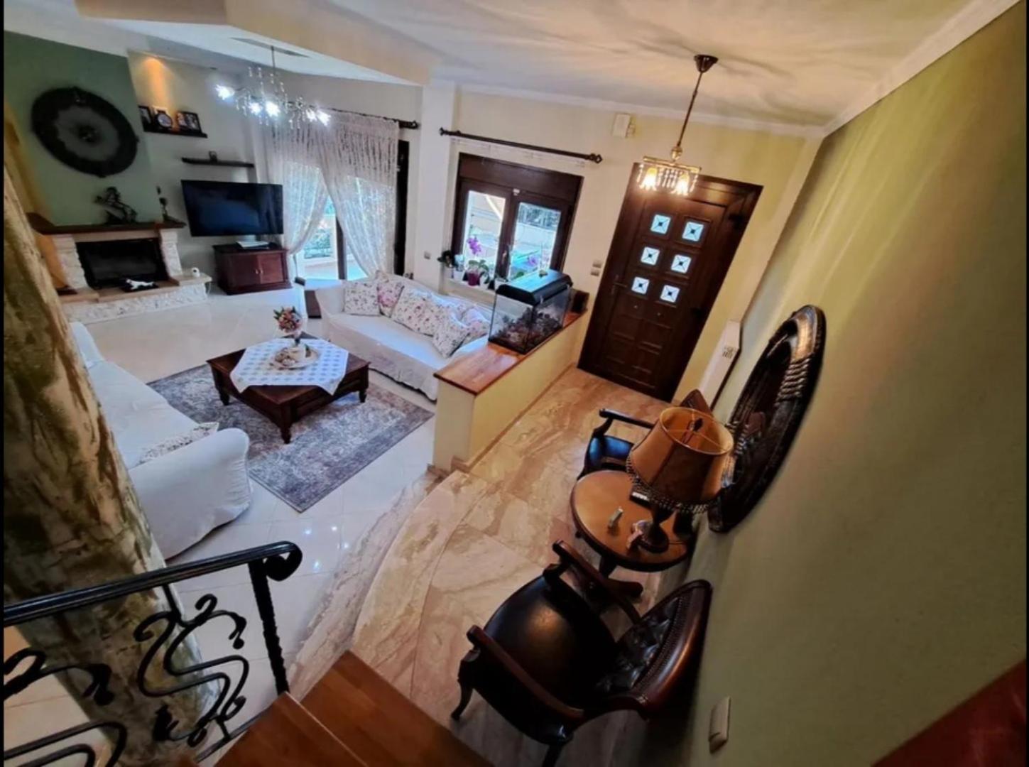 Family House *